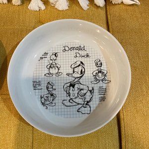 NEW DISNEY Donald Duck Soup/Salad Plate, White and Black